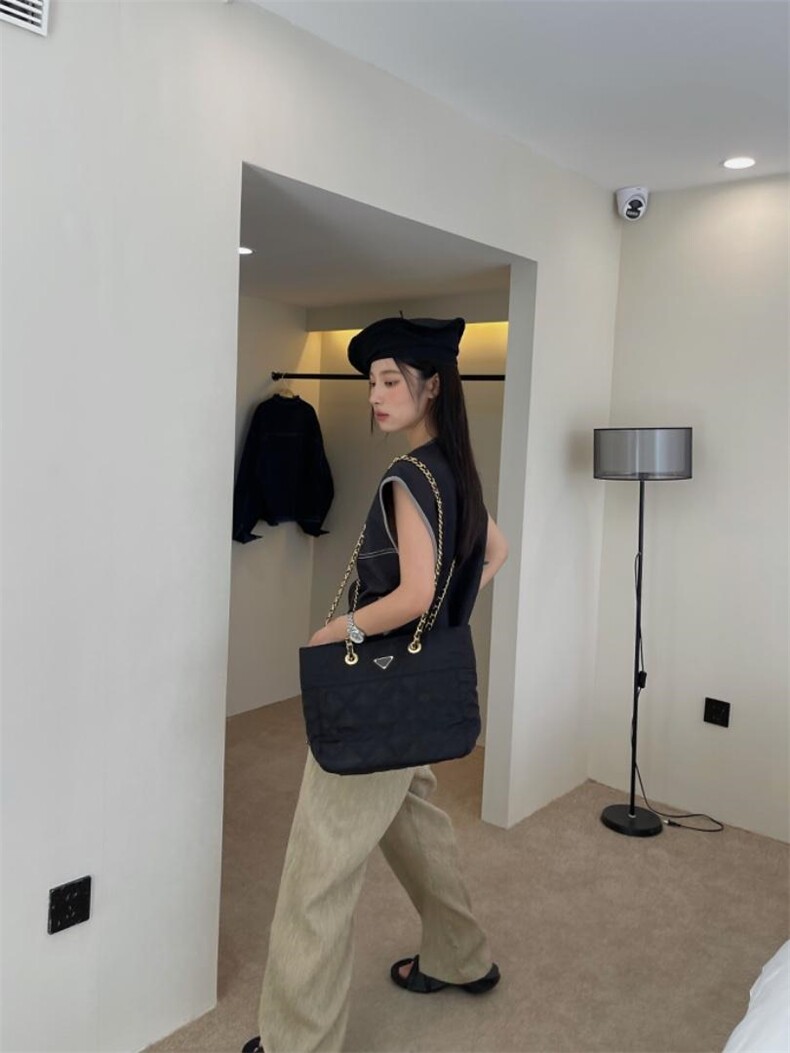 韩版马甲，女装马甲，mo cha dan