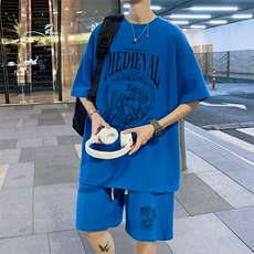 蓝色