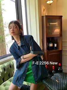 秋季上新 斜扣牛仔外套图片