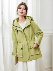 现货2026年春季时尚休闲宽松显瘦中年妈妈风衣外套（帽子可拆卸），女装风衣，靓衣阁