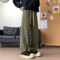 军绿色
