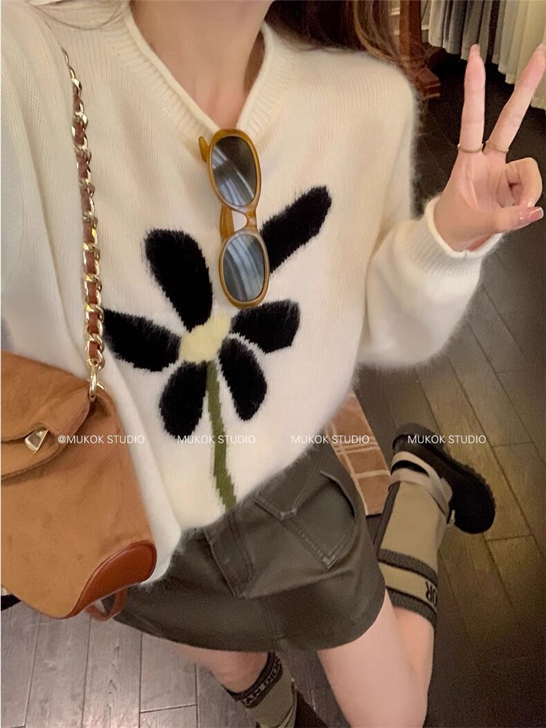 花朵针织衫套头毛衣女秋冬设计感小众宽松减龄针织上衣图片