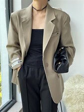 2021秋季新款西装外套，女装西装，兜火