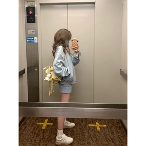 【有货】浅蓝色翻领拼接外套男女款春秋美式复古夹克8143HH-特P68图片