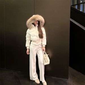 美式复古白色毛领连帽棉服女冬季新款加厚保暖修身短款面包服外套图片