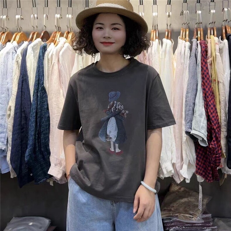 竹节棉背影女孩T恤百搭简约短袖图片