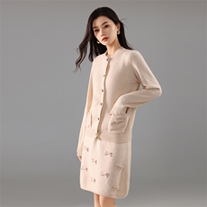 2025年秋季新款蝴蝶结套装休闲时尚修身，女装套装/套裙，奢优羊绒