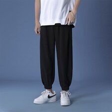 浅灰色