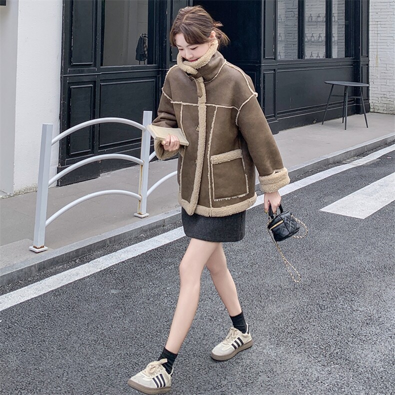 美拉德皮毛一体羊羔毛外套女冬2024新款加绒加厚机车服麂皮绒夹克,女装短外套,2C085