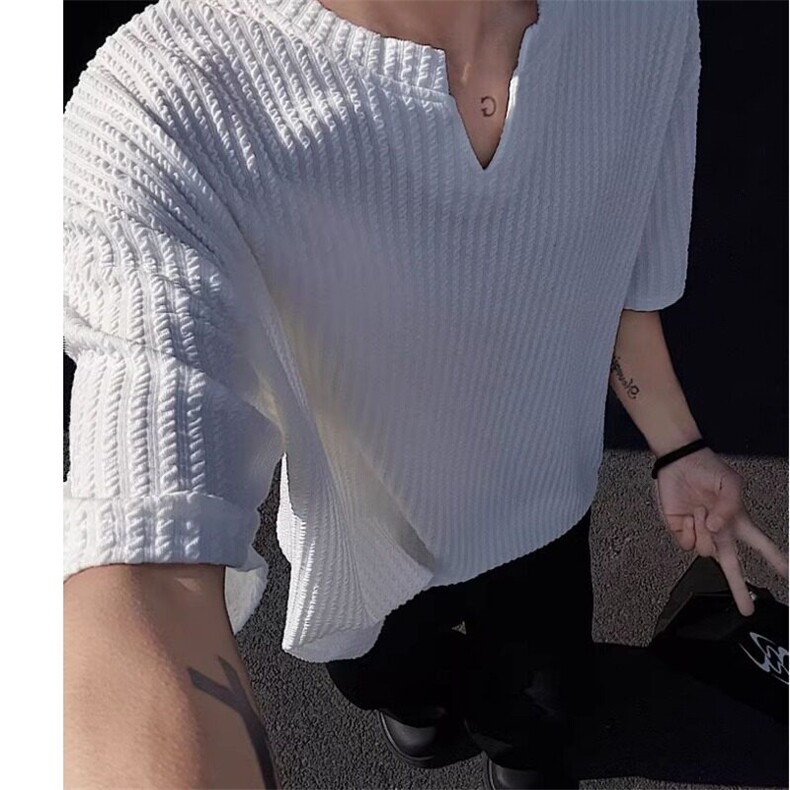 肌理感V领T恤男夏季cleanfit亲肤垂感休闲痞帅短袖冰丝凉感半袖男图片