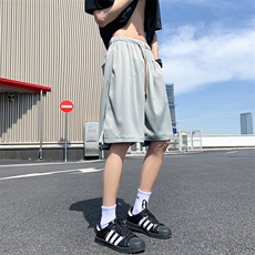 灰色