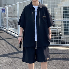 黑色