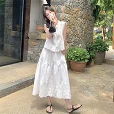 新中式国风白色刺绣半身裙套装女夏2025新款两件套独特漂亮超好看，女装套装/套裙，2D076