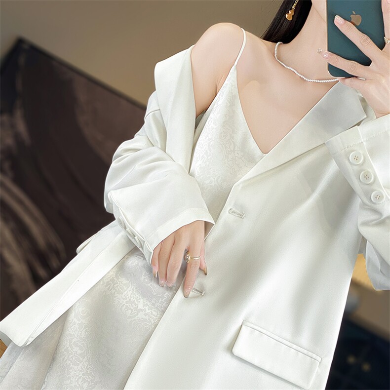 2025年夏季一粒扣西装领长袖乐丽丝秋冬王炸单品,女装西装,佳绒高端店
