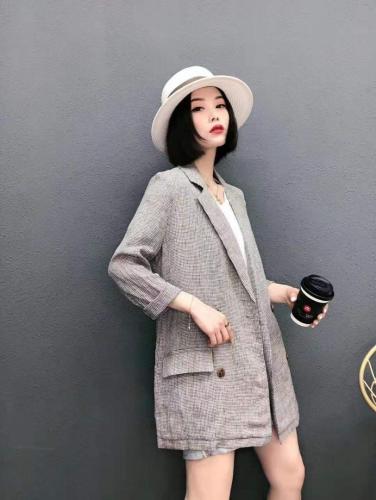 AX8105时尚休闲四粒扣小细格洋气西装外套,女装西装,L·H·X