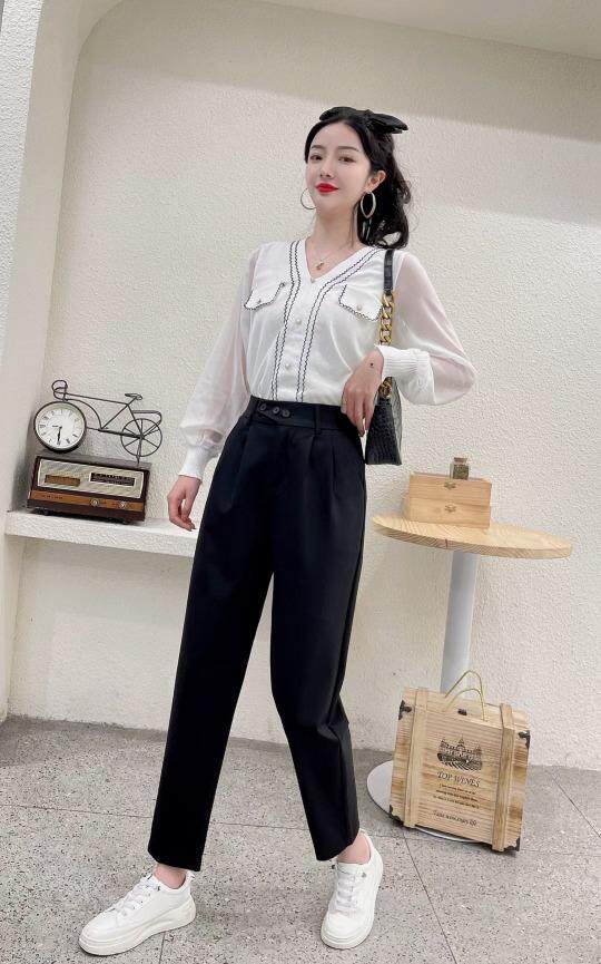 2022主推款春新款高腰三粒扣显瘦款烟管裤，其它，简 影