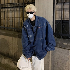深蓝色