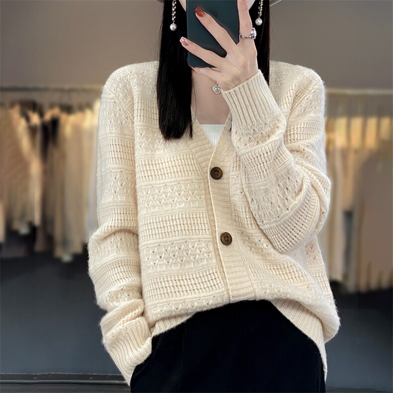 2025年夏季宽松型常规开衫单件长袖V领单排扣时尚百搭,女装羊毛衫,春贝羊绒