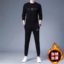 黑色