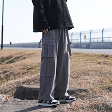 灰色