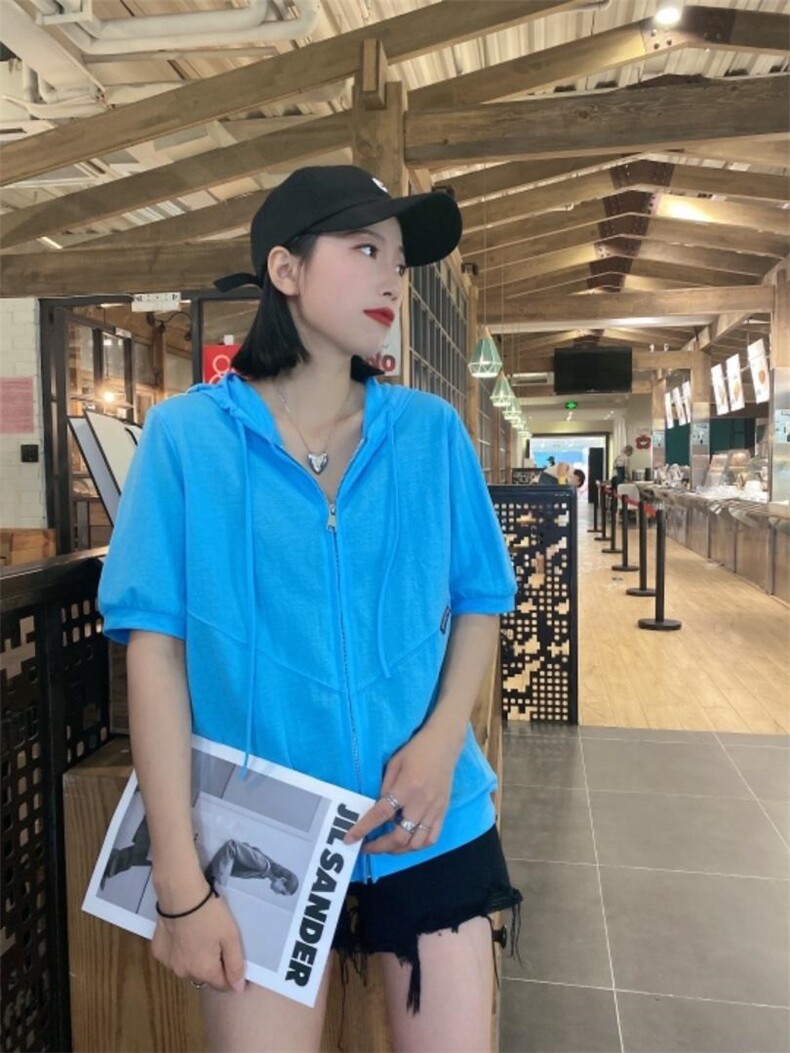 现货带帽休闲开衫卫衣，女装卫衣/绒衫，悠奈尔