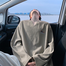 深灰色