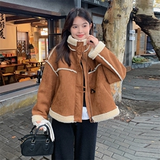 【新款现货】复古麂皮加绒外套短款牛角扣翻领99029款P195K278，女装皮草，2C316