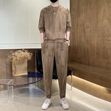 咖啡色