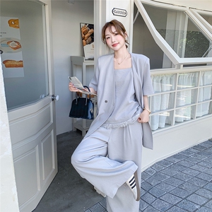 浅灰色时尚短袖西装套装女2025夏季新款独特漂亮吊带阔腿裤三件套图片