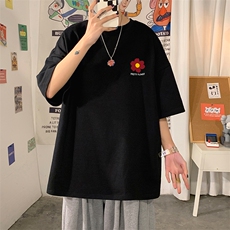 黑色