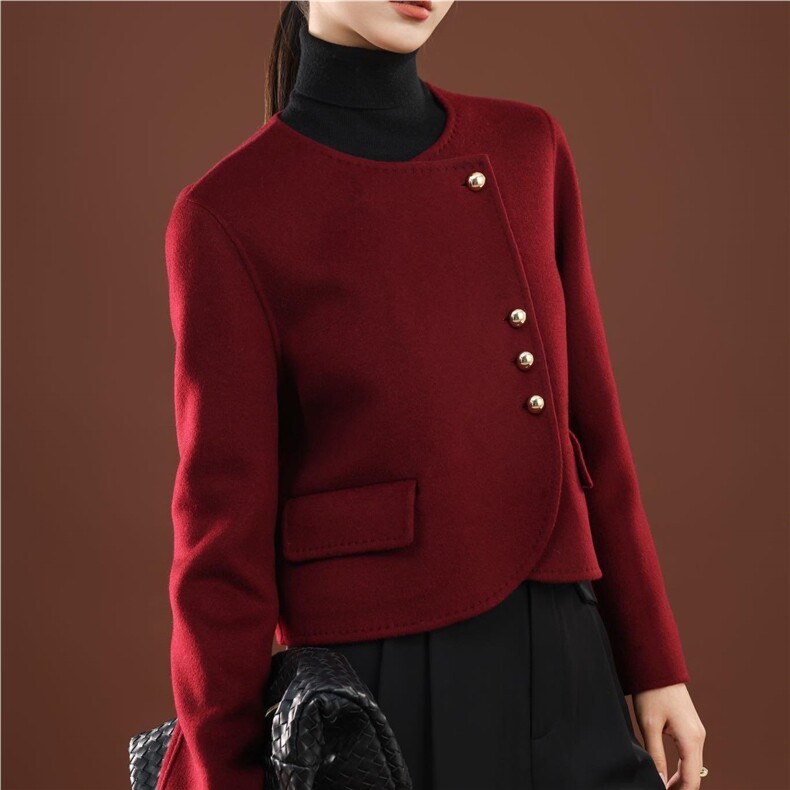 秋冬季纯山羊绒保暖偏分珍珠扣复古通勤高级感短外套，女装短外套，卓冠羊绒