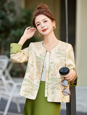 新中式国风外套女2025春秋新款今年流行超火小香风短款绿色花唐装，女装短外套，沁沁公主