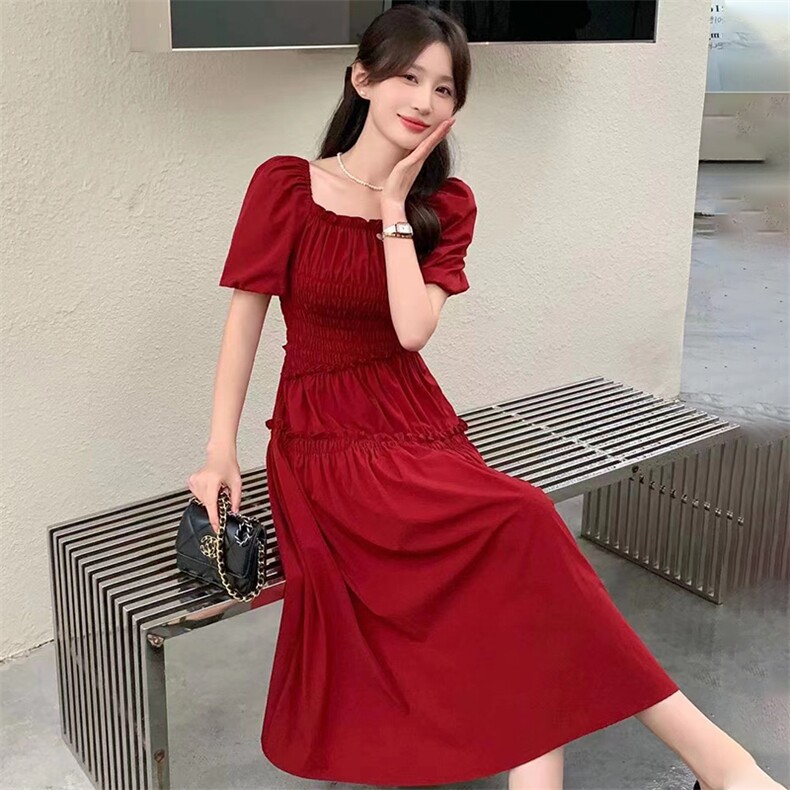 2025年夏季新款方领木耳边收腰显瘦时尚连衣裙，女装连衣裙，心心服饰