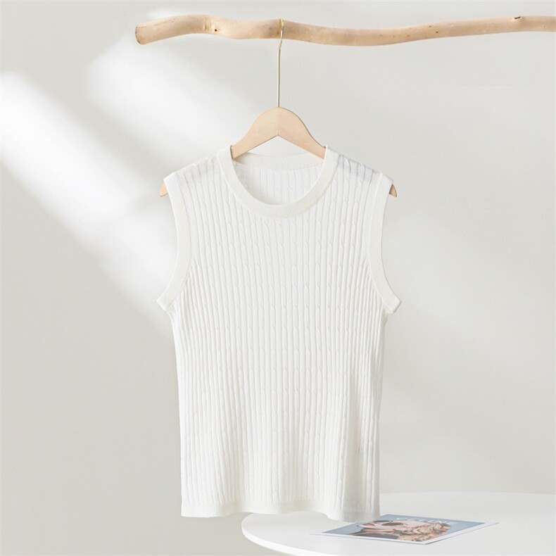 2025年秋季单件套头宽松型圆领扭花背心时尚百搭，女装背心吊带，贵皇羊绒四店
