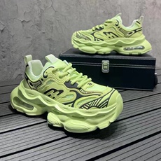 绿色