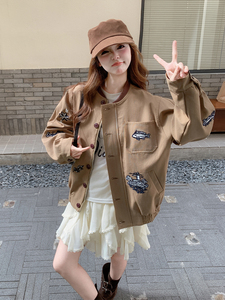 高级小众复古美式咖色棒球服外套女春秋2025年超火好看短夹克上衣图片