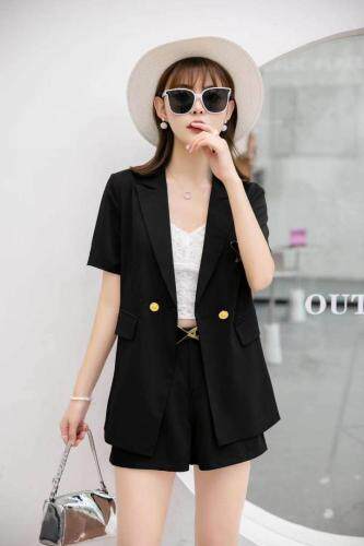 夏季两件套短裤，高端大气上档次,4个码现货，女装，依柏璐