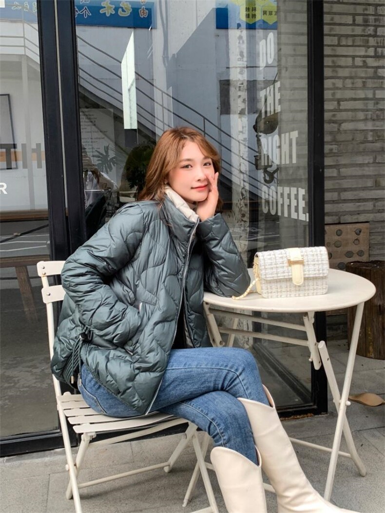 短裤羽绒服白鸭绒立领时尚修身外套，女装羽绒服，茗格拉