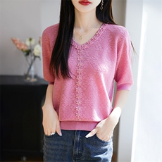 2025夏季新款蕾丝V领短袖T恤女薄款冰丝针织设计感上衣遮肉小衫，女装针织衫/毛衣，暖烁特种纱工厂店