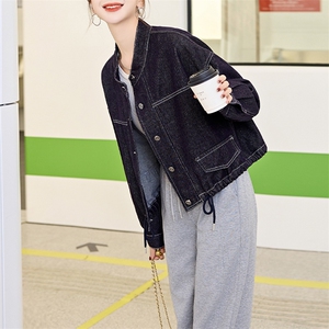 牛仔外套女春秋短款2025年新款设计感休闲宽松立领夹克小个子上衣图片