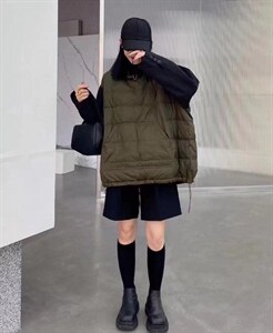 拼接羽绒服图片