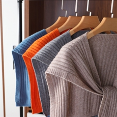 2025秋冬新款羊毛三角大披肩女保暖加厚外搭针织围脖搭肩，披肩，九月九羊绒