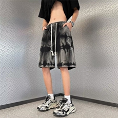 黑色