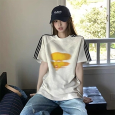 抖音得物品质二开240克宽松纯棉美式潮牌印花三条杠中性风短袖T恤，男装T恤，电商A486-1
