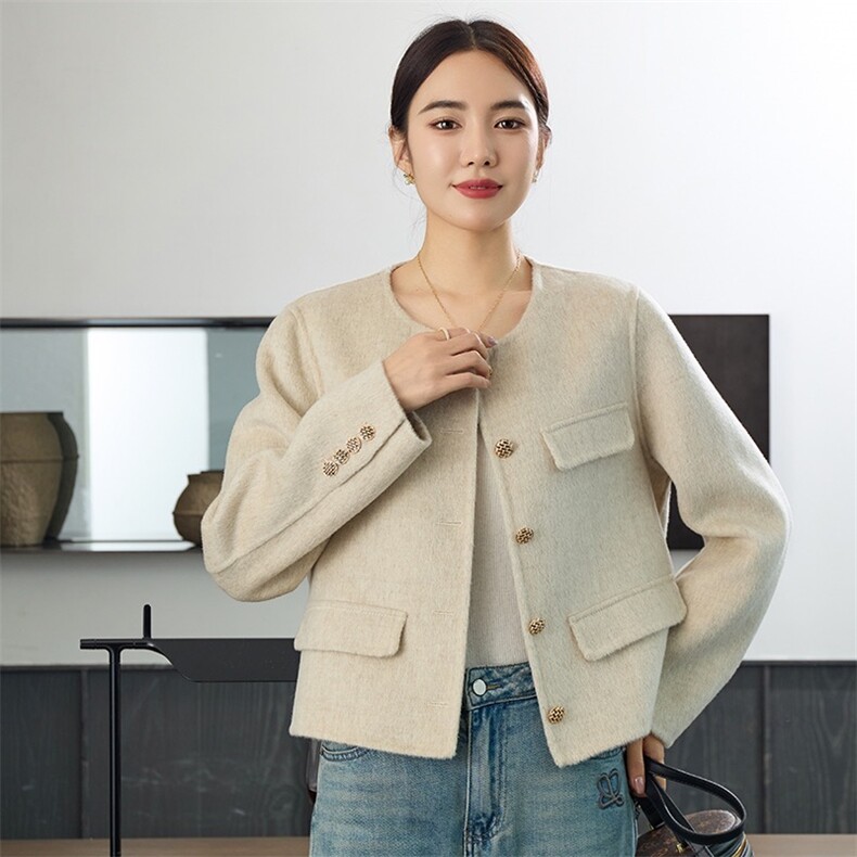 秋冬新款双面呢羊毛加马海毛小香风小个子短款外套大衣，女装双面呢大衣，爱绒人羊绒大衣工厂店