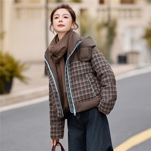时尚格子连帽短款羽绒服女2025年冬季新款加厚保暖减龄白鸭绒外套图片