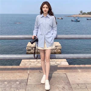 女款春秋新款设计感纯色翻领百搭单排扣宽松时尚简约小个子衬衣潮，女装衬衫，江南