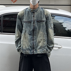 蓝色