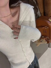 纯欲v领打底衫女春季新款修身长袖独特绝美小上衣，女装针织衫/毛衣，半城羊绒