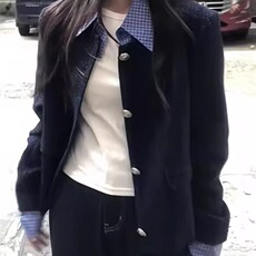 藏青色
